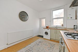 South View Crescent Nether Edge